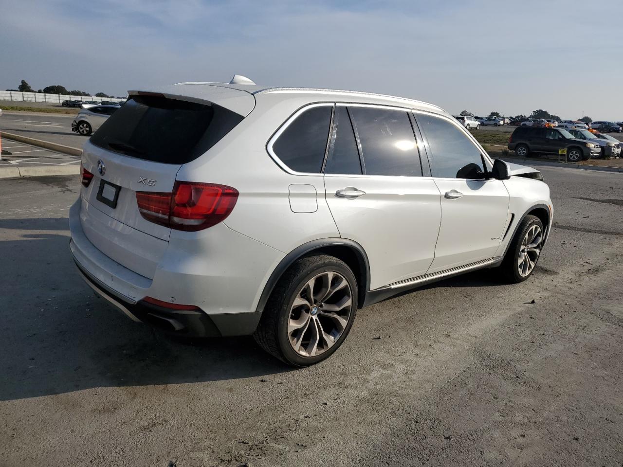 BMW X Series Xdrive50i Image 3