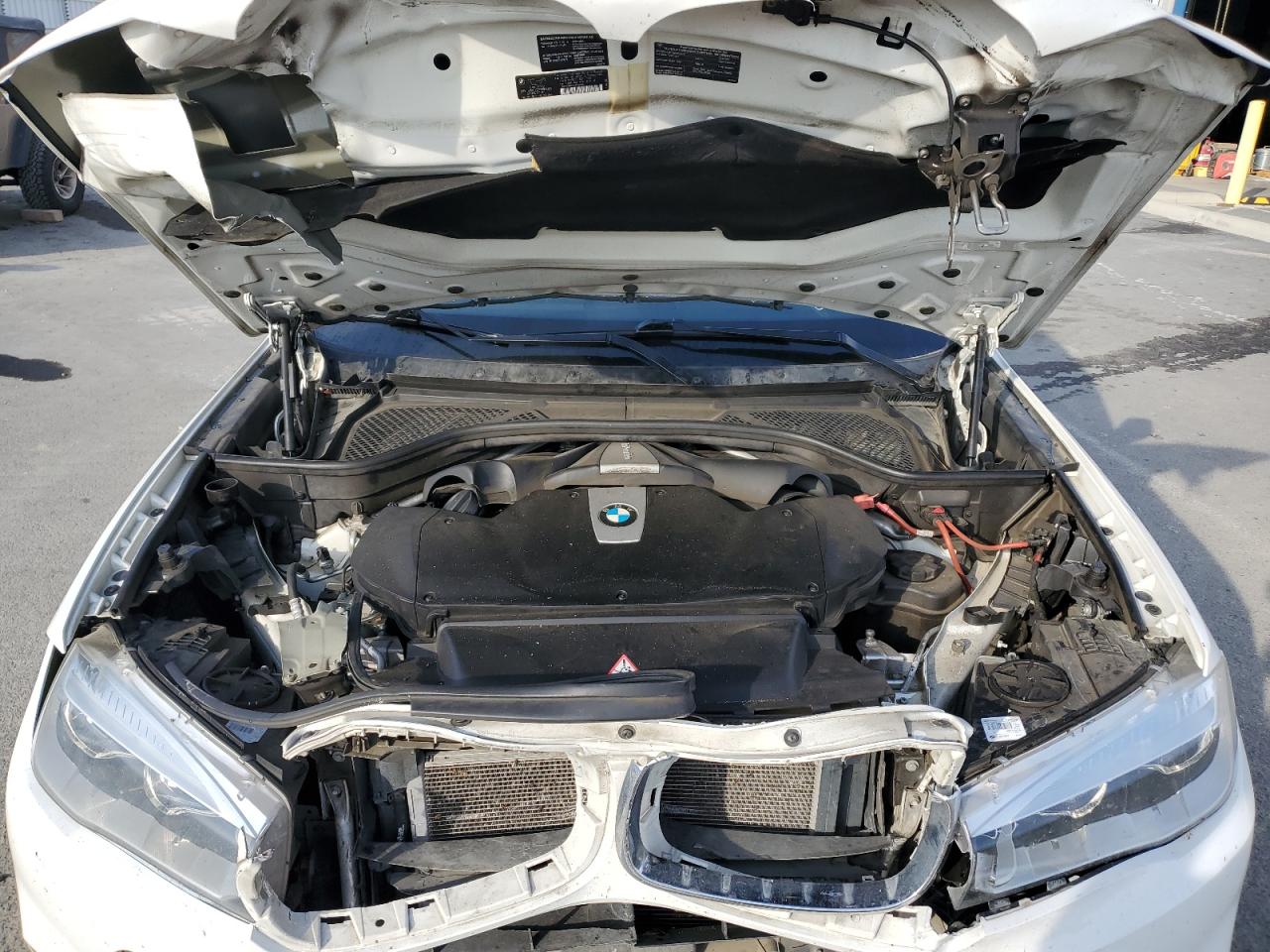 BMW X Series Xdrive50i Image 12