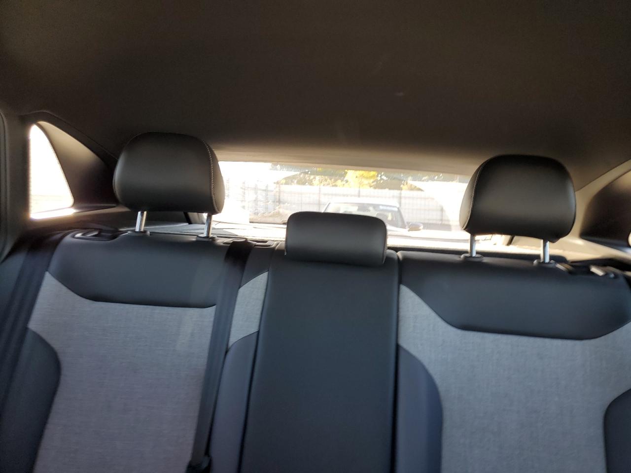 Volkswagen ID.4 Pro Image 4