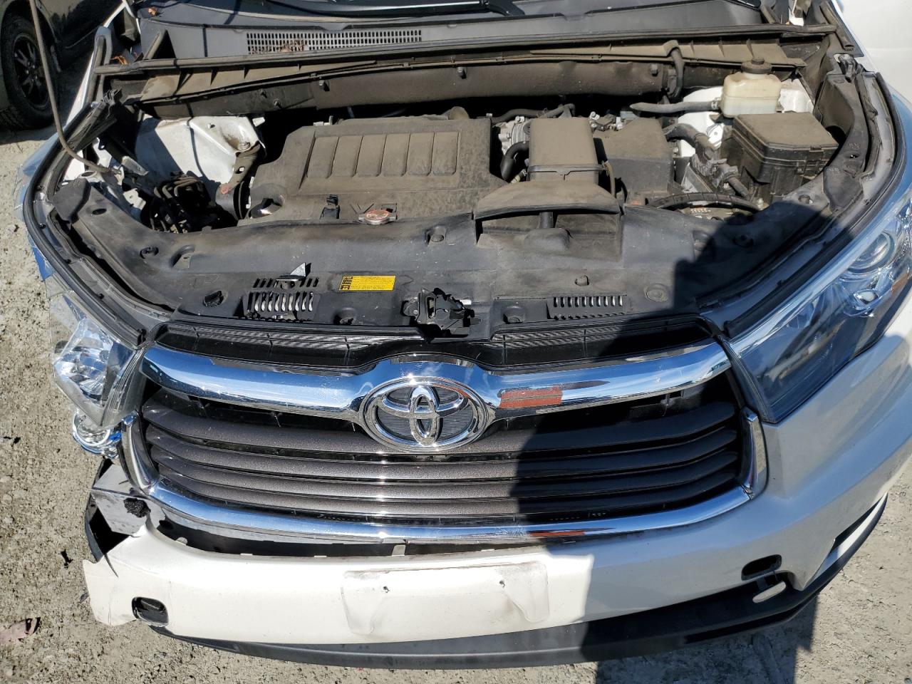 Toyota Highlander Le Image 12