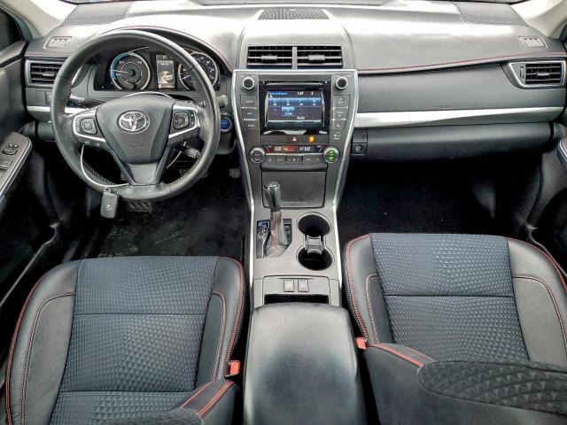 Toyota Camry Hybrid Image 5