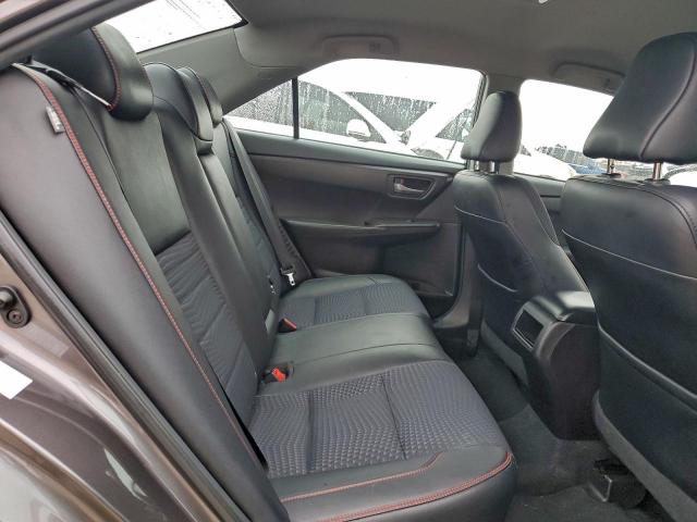 Toyota Camry Hybrid Image 10