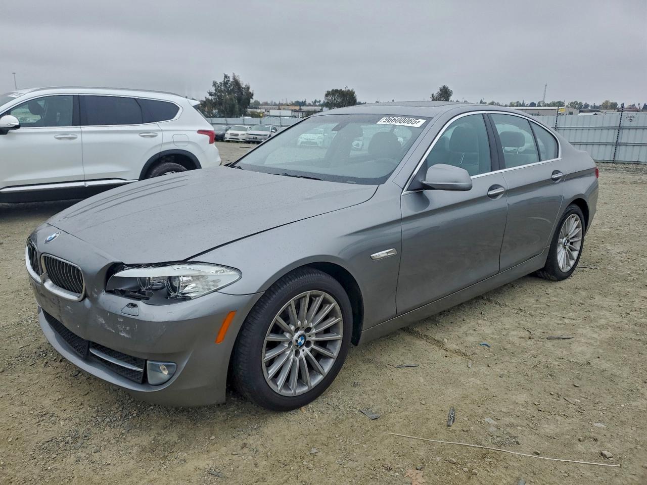 BMW 5 Series I Image 1