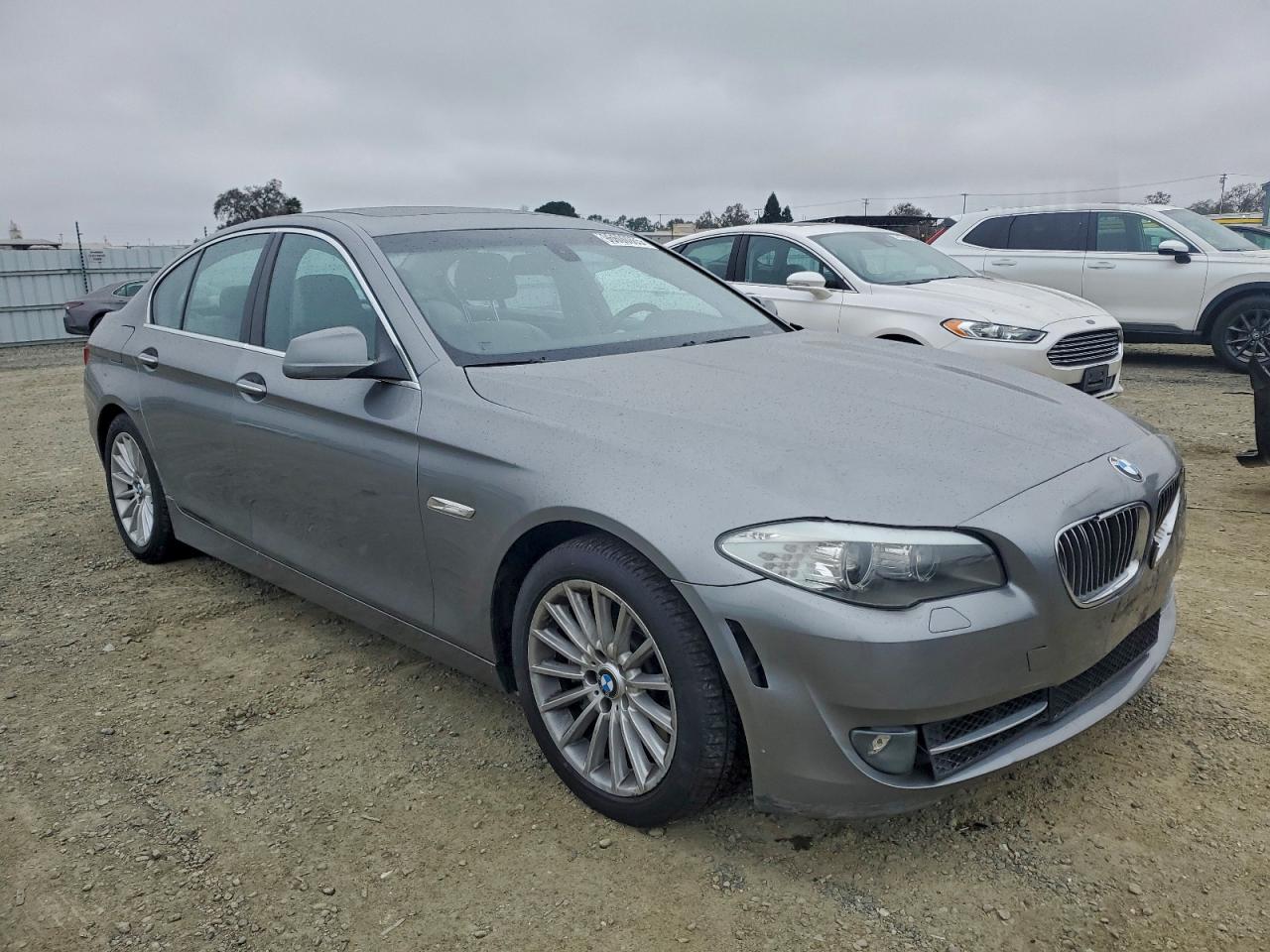 BMW 5 Series I Image 3