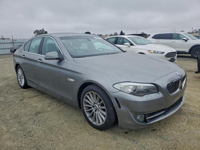BMW 5 Series I Image 3