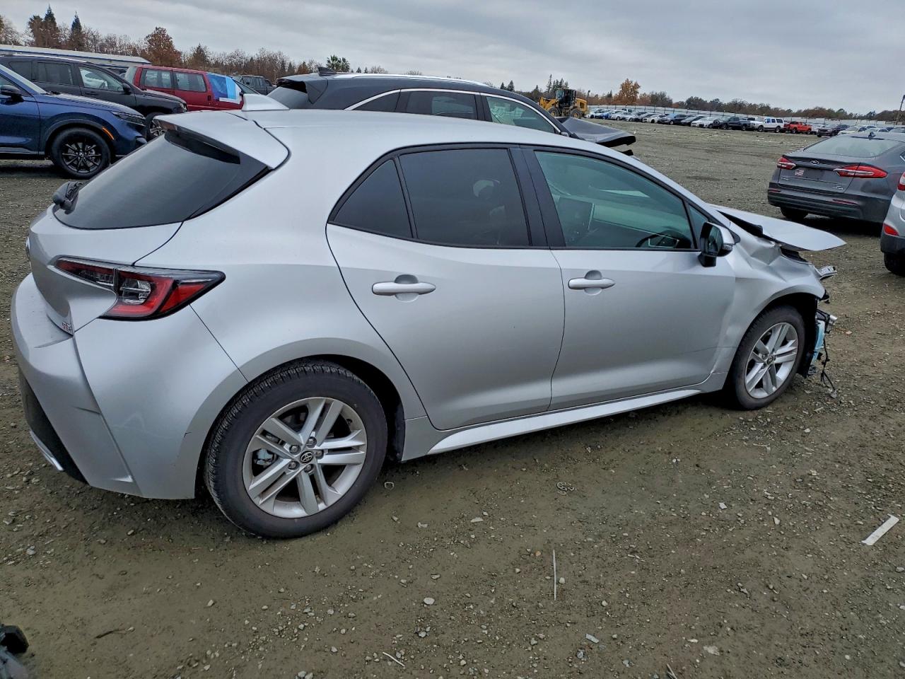 Toyota Corolla Se Image 6