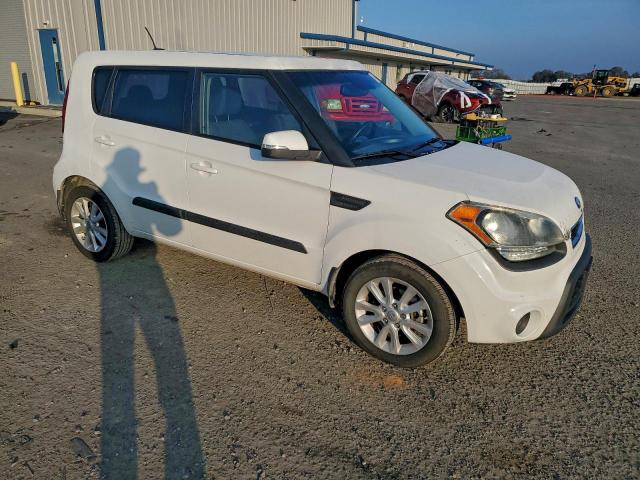 Kia Soul + Image 5