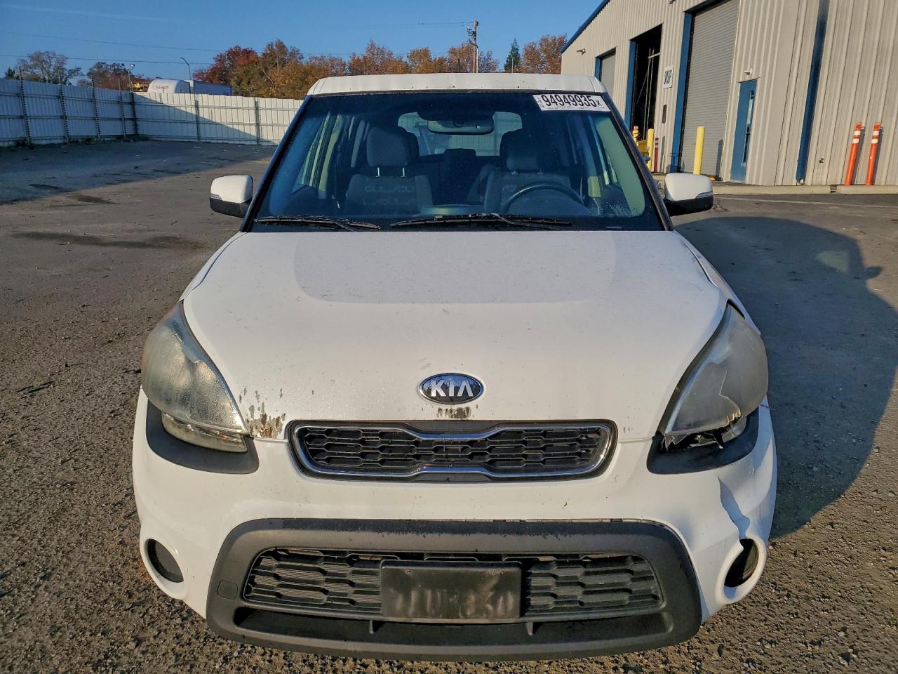 Kia Soul + Image 12