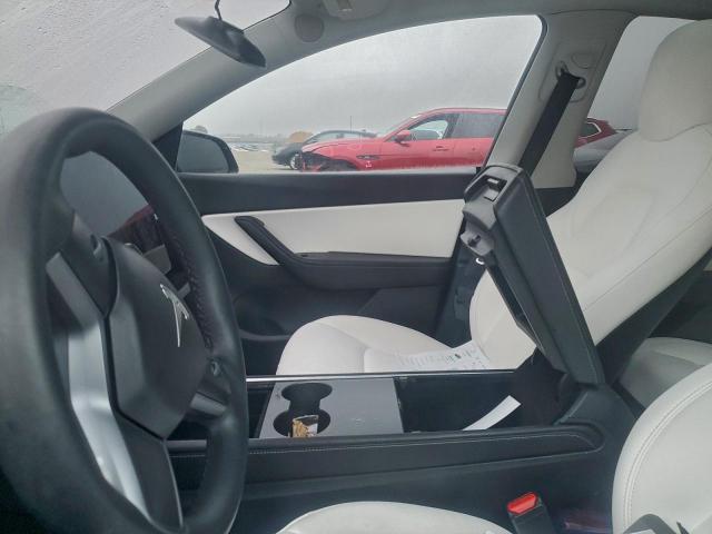 Tesla Model Y Image 4