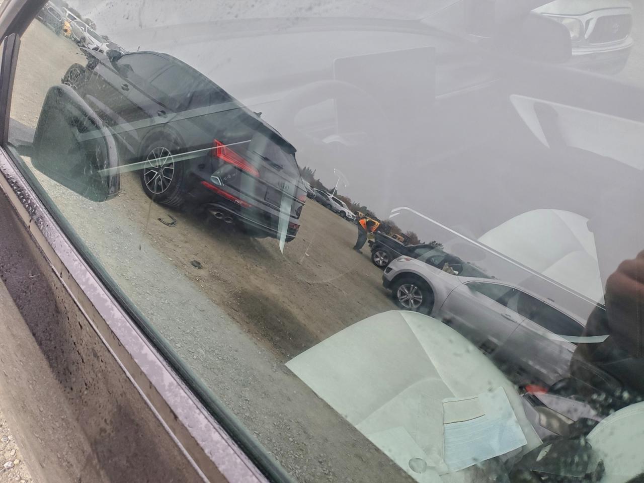 Tesla Model Y Image 11