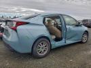 Toyota Prius L Image 8