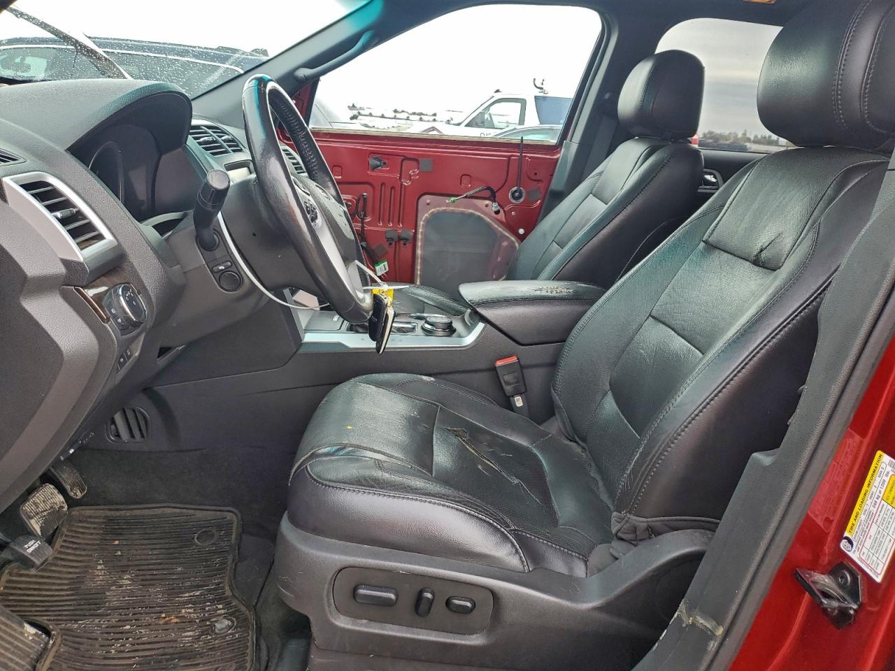 Ford Explorer Limited Image 5