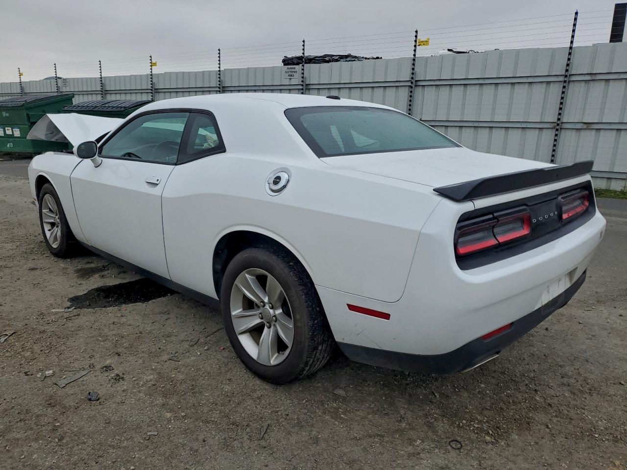 Dodge Challenger Sxt Image 2