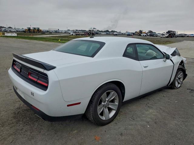 Dodge Challenger Sxt Image 11