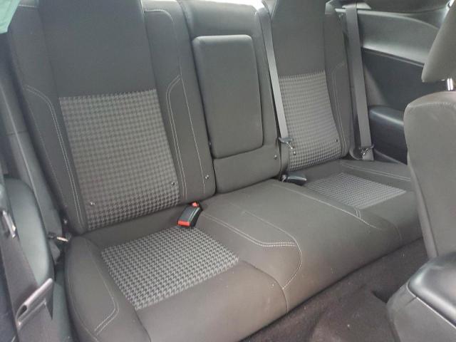 Dodge Challenger Sxt Image 8