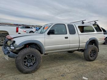  Salvage Toyota Tacoma
