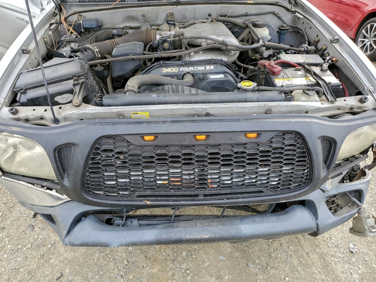 Toyota Tacoma Xtracab Image 8