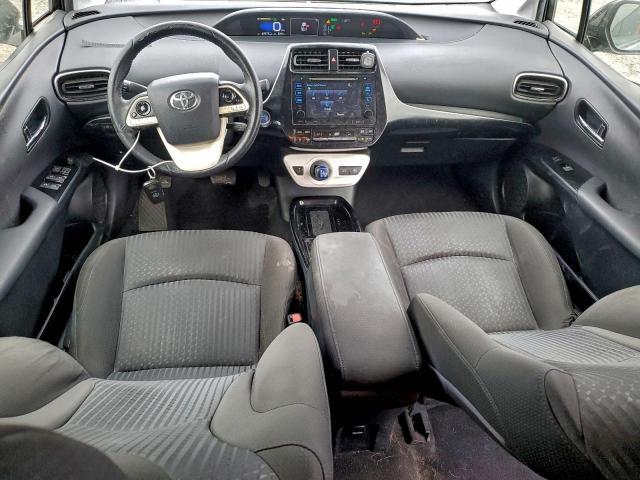 Toyota Prius Image 6