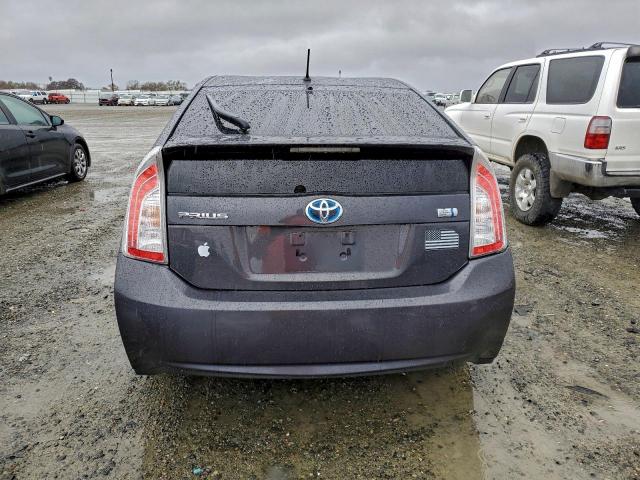 Toyota Prius Image 3