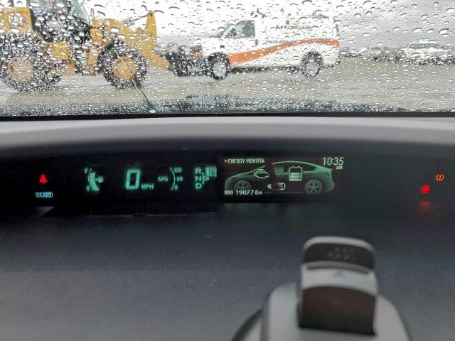 Toyota Prius Image 11