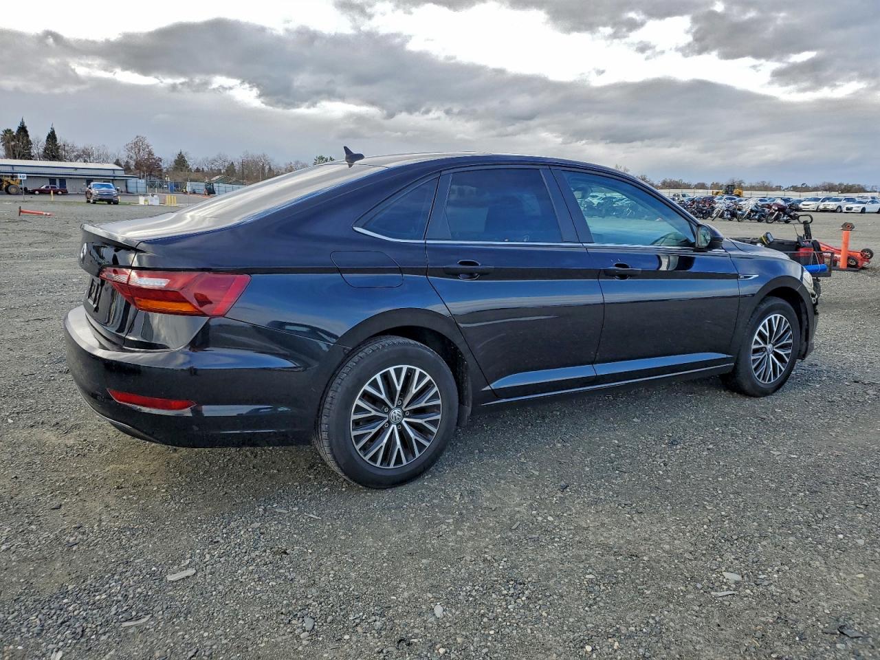 Volkswagen Jetta Sel Image 3