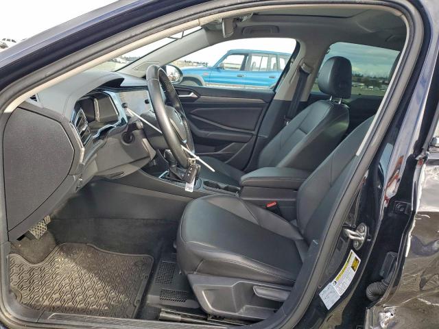 Volkswagen Jetta Sel Image 9