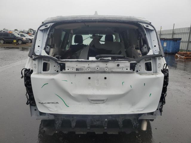 Chrysler Pacifica Touring L Image 5