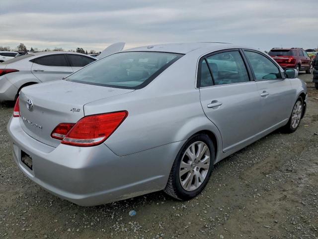 Toyota Avalon Xl Image 2