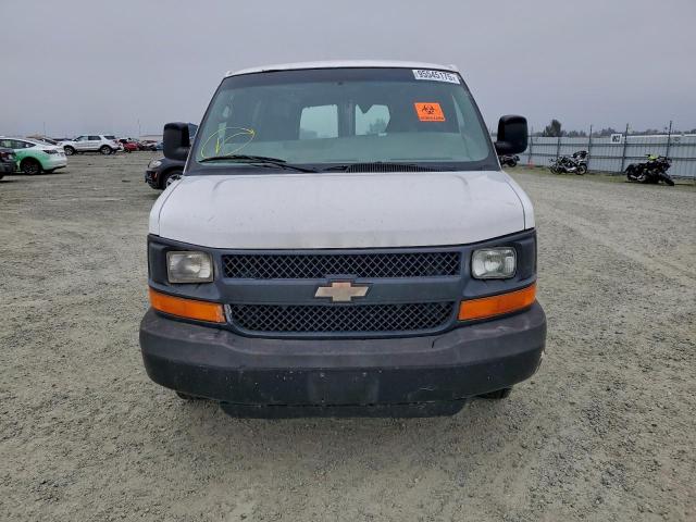 Chevrolet Express Image 6