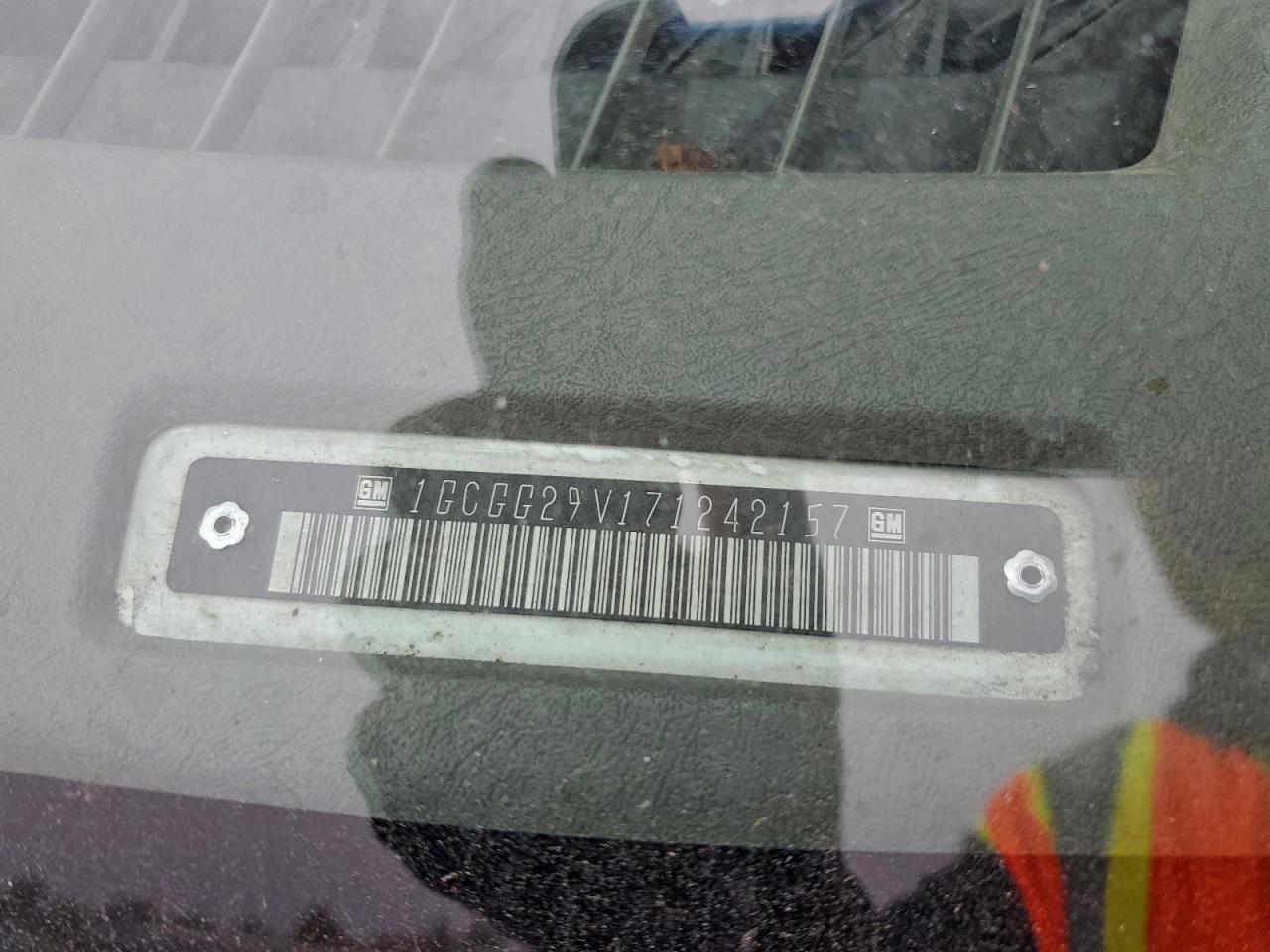 Chevrolet Express Image 8