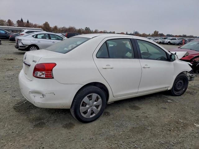 Toyota Yaris Image 8