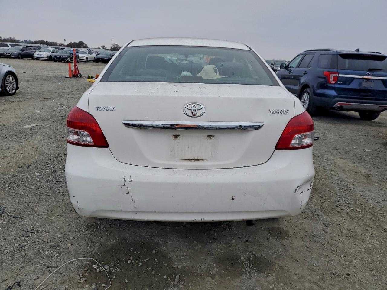 Toyota Yaris Image 3