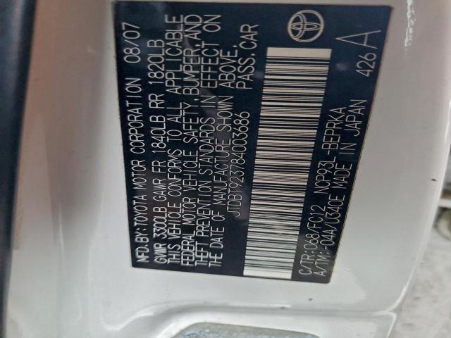 Toyota Yaris Image 12