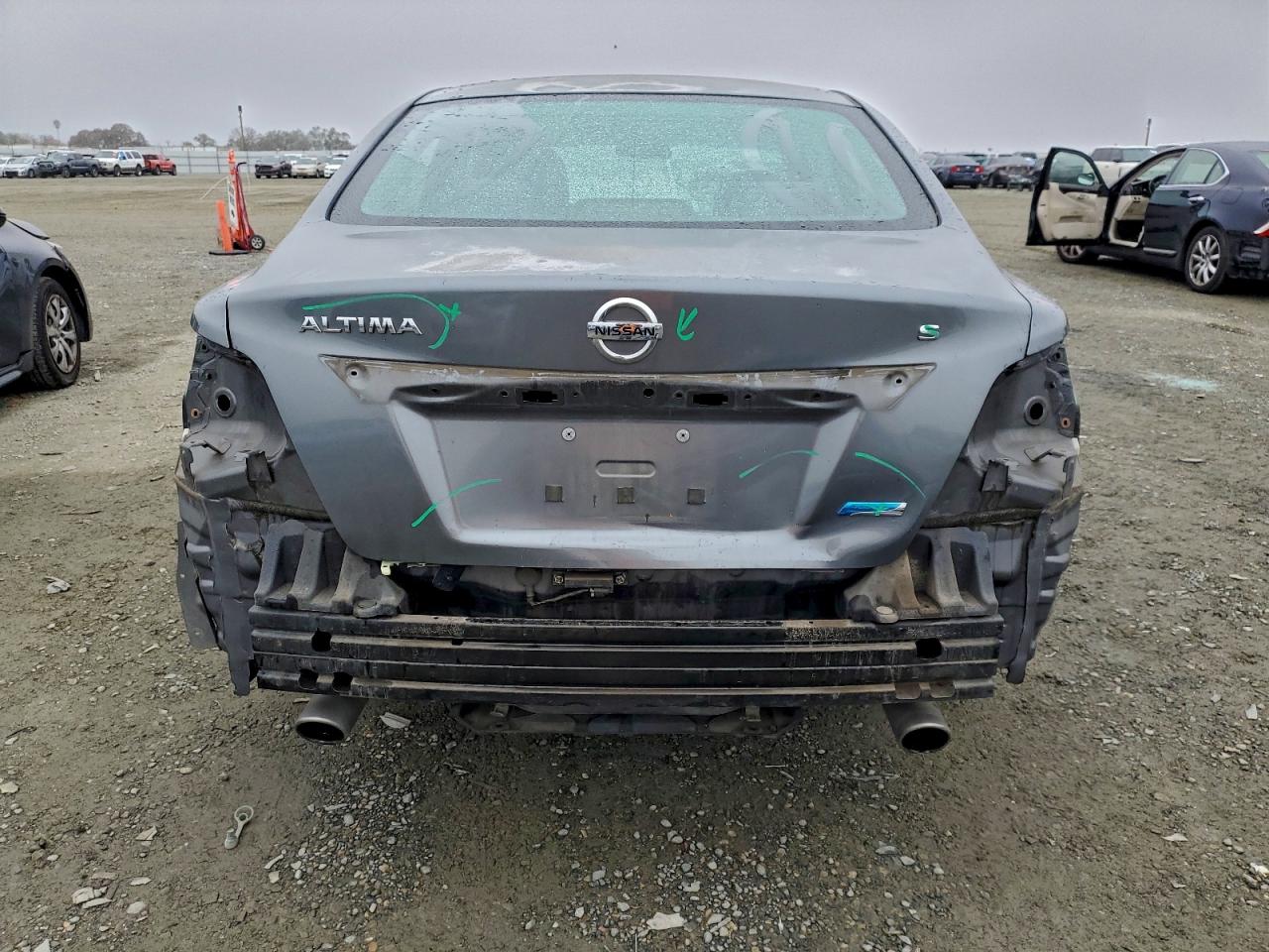 Nissan Altima 2.5 Image 2