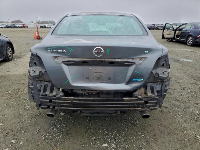 Nissan Altima 2.5 Image 2