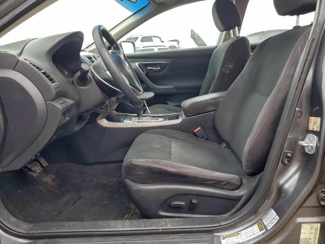 Nissan Altima 2.5 Image 13