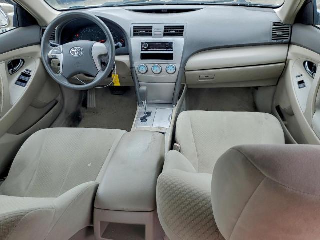 Toyota Camry Base Image 6