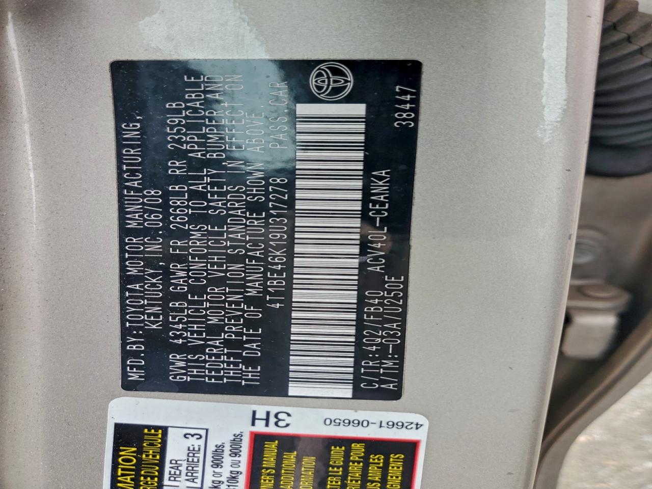 Toyota Camry Base Image 10