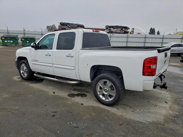 Chevrolet Silverado C1500 Lt Image 3