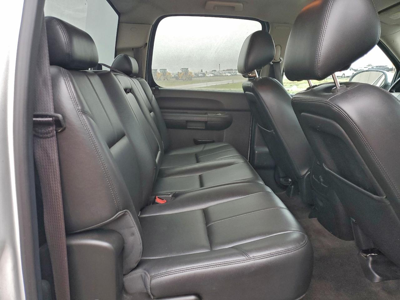 Chevrolet Silverado C1500 Lt Image 11