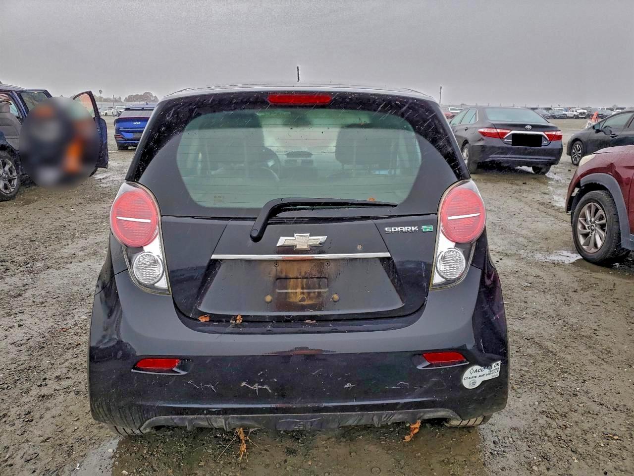 Chevrolet Spark 2lt Image 4