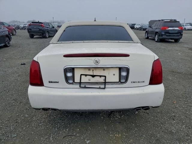 Cadillac DeVille Image 9