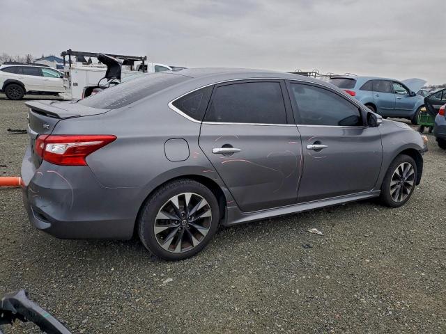 Nissan Sentra S Image 2