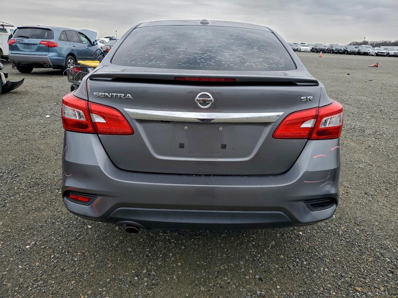 Nissan Sentra S Image 4