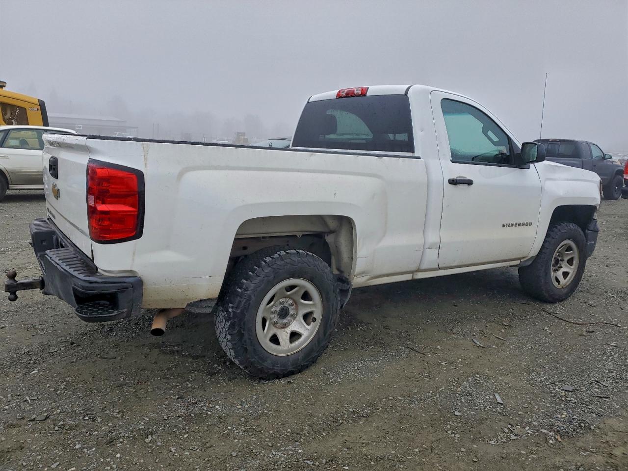 Chevrolet Silverado C1500 Image 9