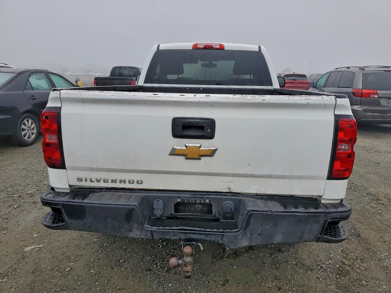 Chevrolet Silverado C1500 Image 10