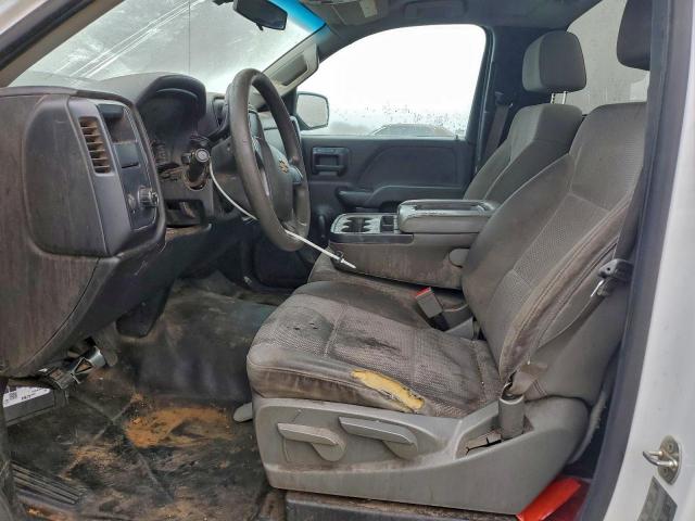 Chevrolet Silverado C1500 Image 6