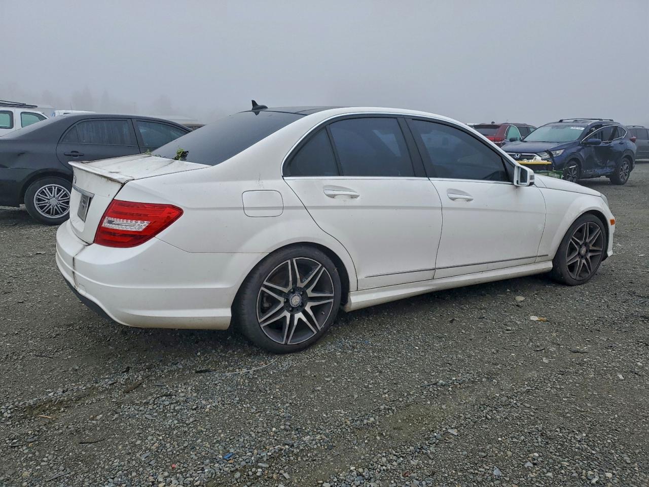 Mercedes-Benz C-Class 250 Image 11