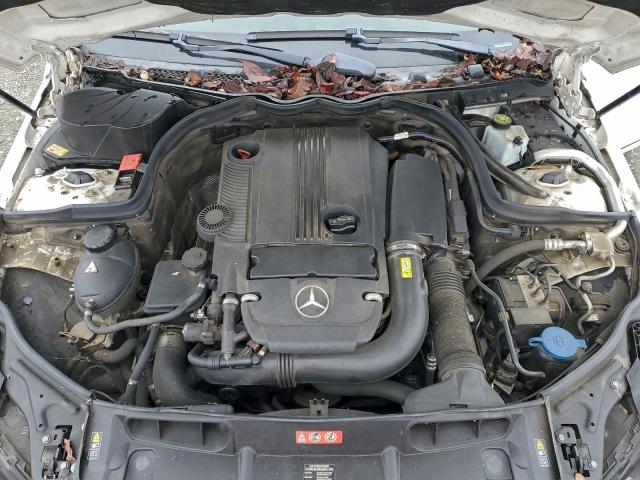Mercedes-Benz C-Class 250 Image 10