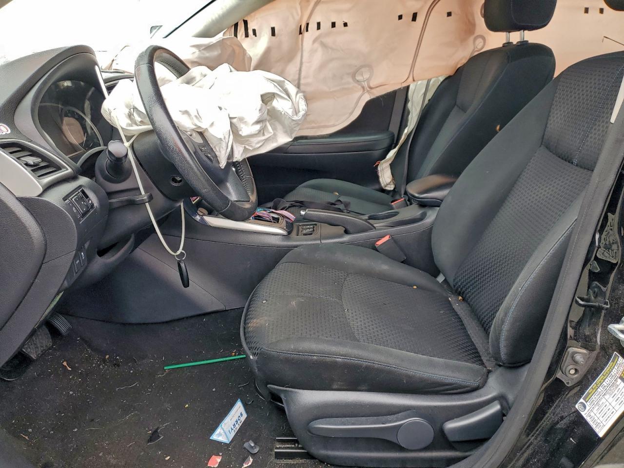 Nissan Sentra S Image 12